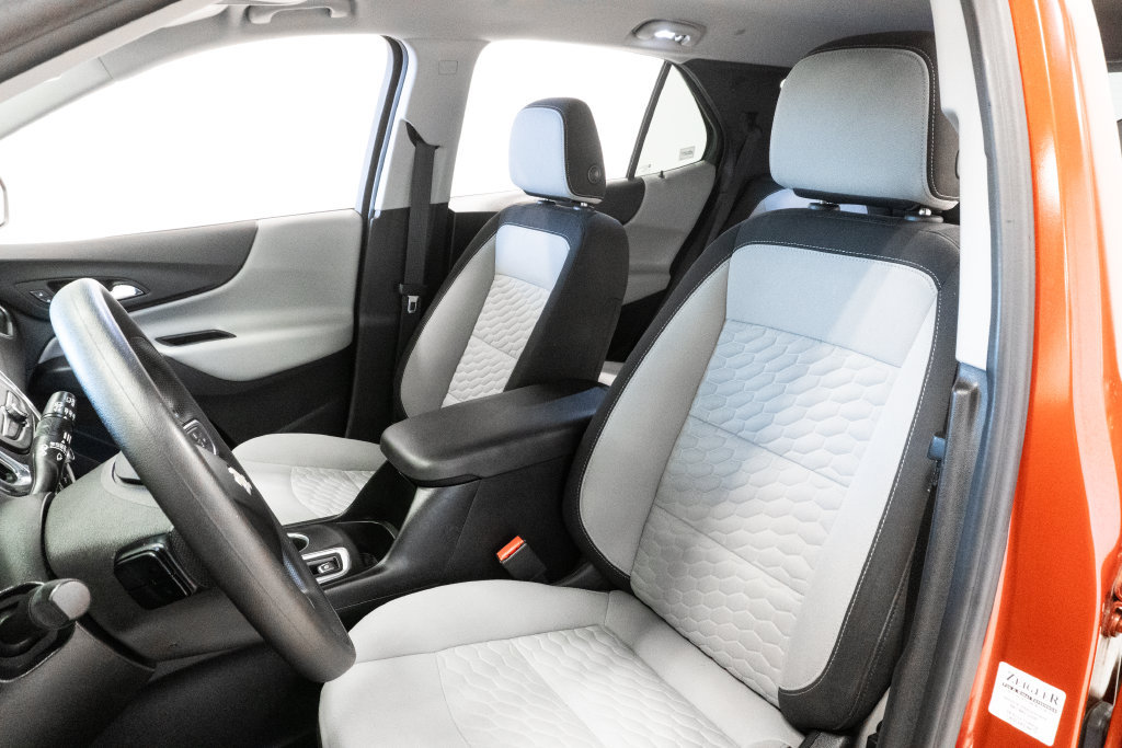 Used 2020 Chevrolet Equinox LS w/ LS Convenience Package FWD image 7