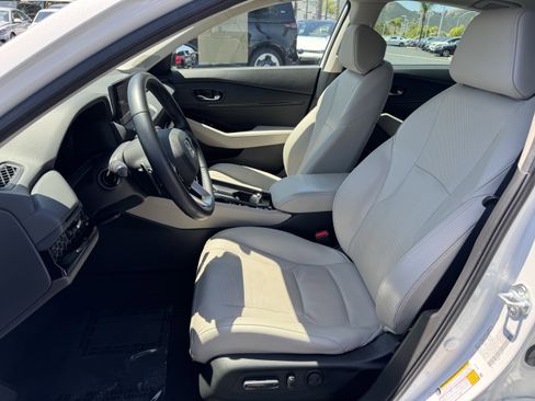 Used 2024 Honda Accord Touring image 15