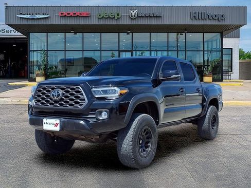 Used 2020 Toyota Tacoma TRD Off-Road w/ TRD Premium Off Road Package AWD/4WD image 1