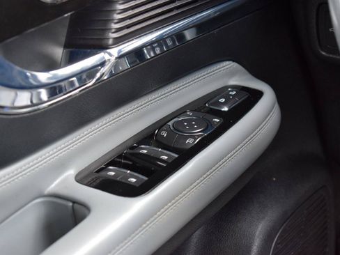Used 2021 Lincoln Corsair FWD w/ Premium Package image 20