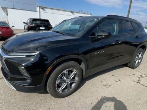 New 2025 Chevrolet Blazer LT w/ Convenience Package image 6