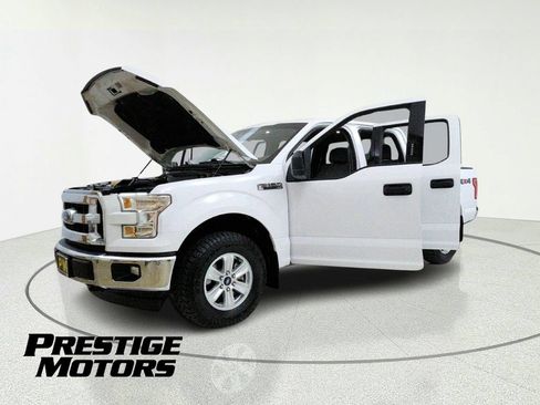 Used 2017 Ford F150 XLT AWD/4WD image 10
