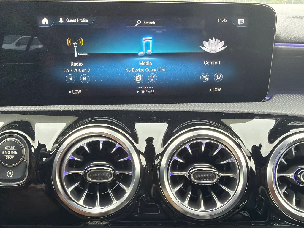 Used 2023 Mercedes-Benz CLA 250 image 24
