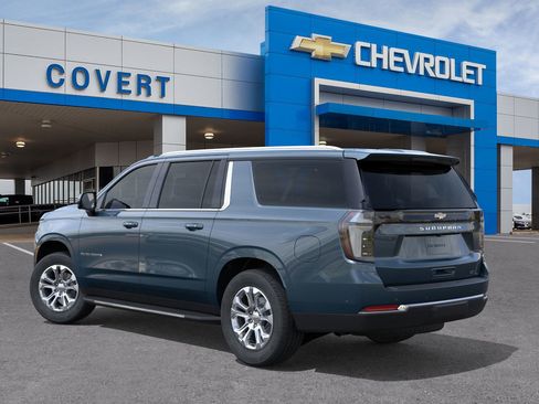 New 2026 Chevrolet Suburban LT w/ Comfort Package image 3