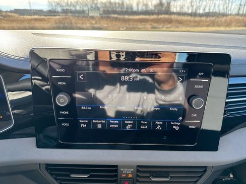 New 2026 Volkswagen Jetta SE image 17