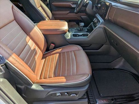Used 2024 GMC Sierra 1500 Denali Ultimate image 20
