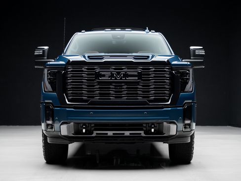 Used 2024 GMC Sierra 2500 Denali Ultimate w/ LPO, GMC Protection Package image 7