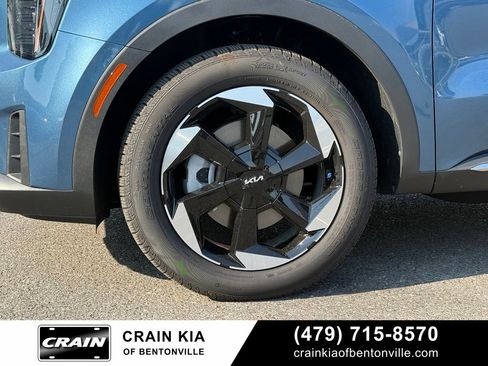 Certified 2026 Kia Sorento EX w/ EX Premium Package FWD image 36