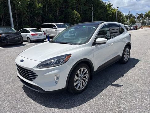 Used 2021 Ford Escape Titanium w/ Titanium Elite Package image 5