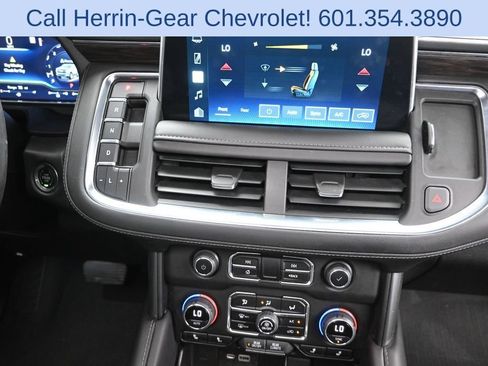 Used 2022 Chevrolet Tahoe Z71 w/ Off-Road Capability Package AWD/4WD image 28