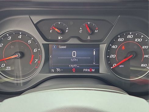 Used 2023 Chevrolet Camaro LT RWD image 23