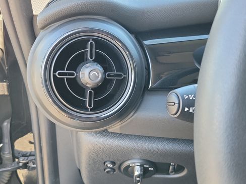 Certified 2024 MINI Cooper SE FWD image 13