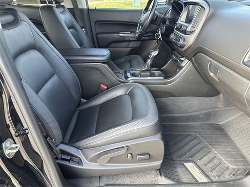 Used 2022 GMC Canyon AT4 image 15