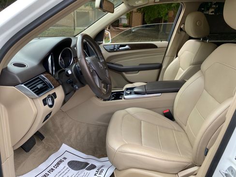 Used 2015 Mercedes-Benz ML 350 2WD w/ Premium 1 Package image 38