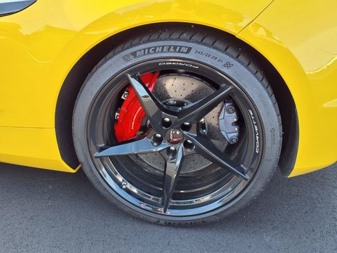 Used 2025 Chevrolet Corvette E-Ray w/ ZER Performance Package AWD/4WD image 24