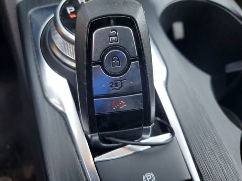 Used 2025 Ford Escape ST-Line FWD image 26