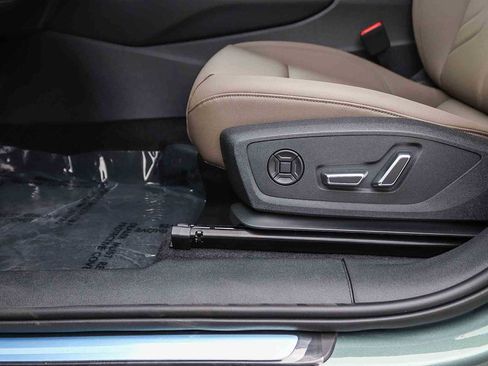 New 2026 Audi Q3 quattro 2.0T AWD/4WD image 26