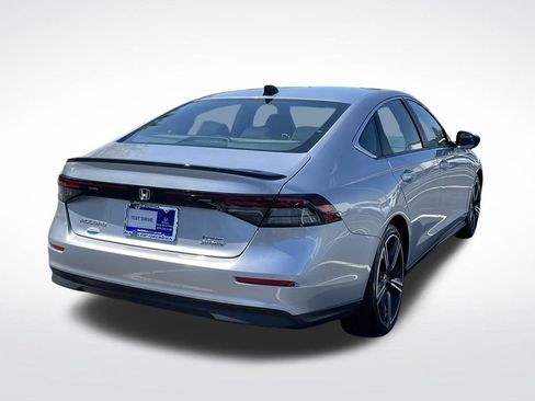 Used 2025 Honda Accord Sport image 6