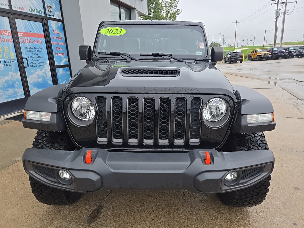 Used 2023 Jeep Gladiator Mojave w/ Cold Weather Group AWD/4WD image 12