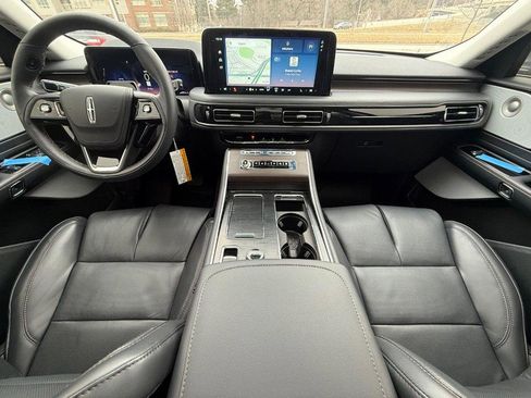 New 2026 Lincoln Aviator Reserve w/ Luxury Package image 8