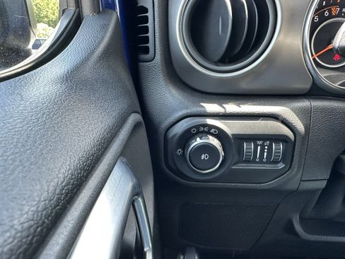 Used 2019 Jeep Wrangler Unlimited Sport AWD/4WD image 28