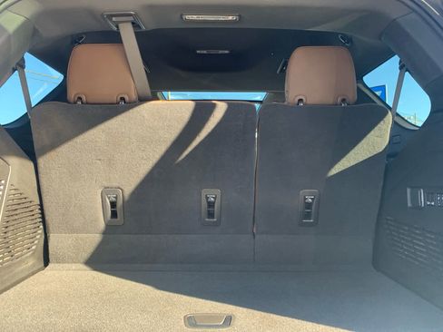 Used 2025 Chevrolet Tahoe High Country image 39