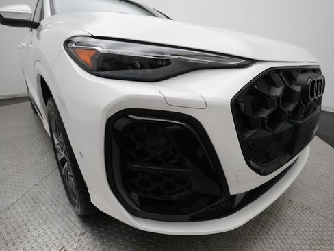 New 2026 Audi Q5 Premium Plus AWD/4WD image 24