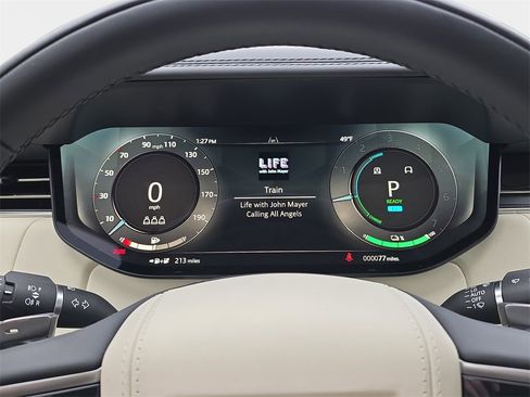New 2025 Land Rover Range Rover SE image 19