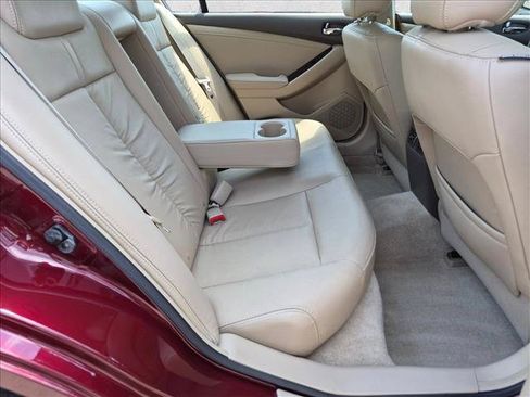 Used 2010 Nissan Altima 2.5 SL w/ SL Pkg FWD image 21