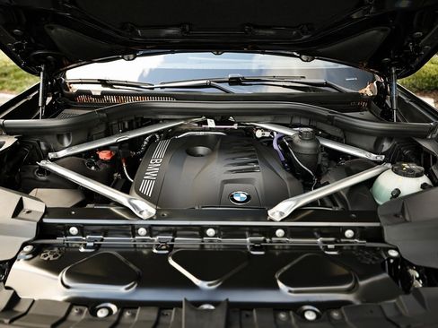 New 2026 BMW X7 xDrive40i w/ Premium Package image 31