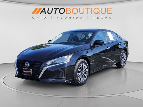 Used 2023 Nissan Altima 2.5 SV w/ SV Premium Package FWD image 6