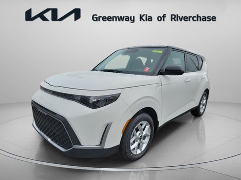 New 2025 Kia Soul S image 3