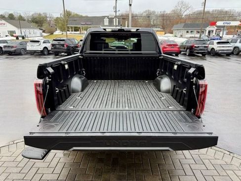 Used 2024 Toyota Tundra Platinum image 9