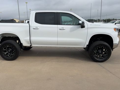 Used 2025 Chevrolet Silverado 1500 LT w/ Work Truck Package image 9