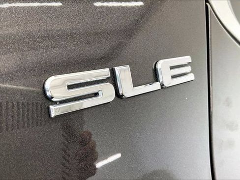 Used 2019 GMC Acadia SLE AWD/4WD image 7