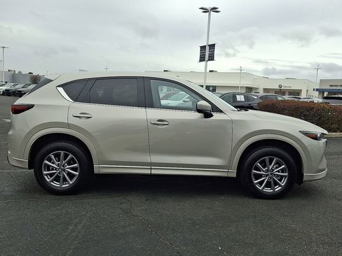 Used 2024 MAZDA CX-5 AWD 2.5 S w/ Preferred Package image 7