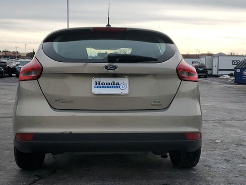 Used 2016 Ford Focus SE image 6