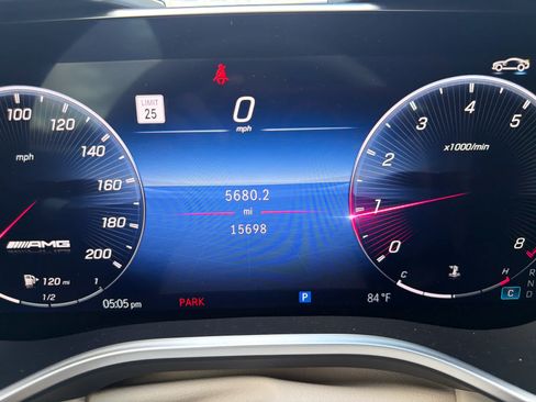 Used 2022 Mercedes-Benz SL 55 AMG 4MATIC image 16