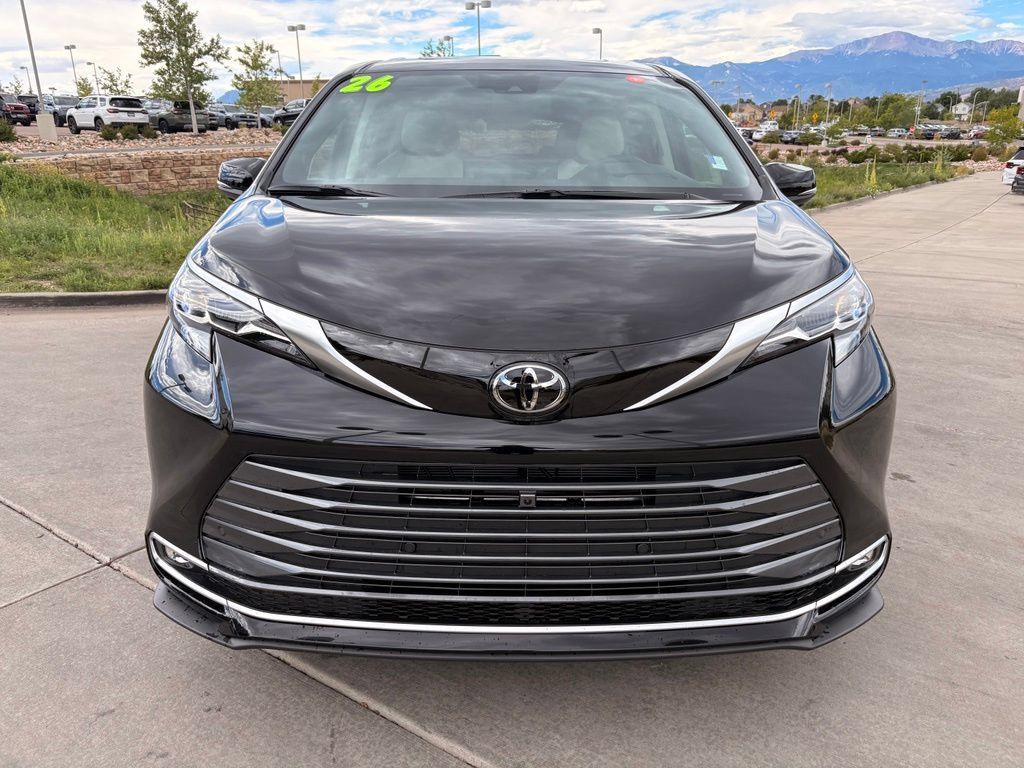 Used 2026 Toyota Sienna Platinum AWD/4WD image 2