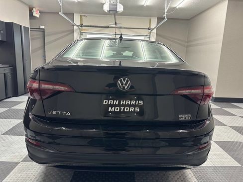 Used 2024 Volkswagen Jetta S image 10