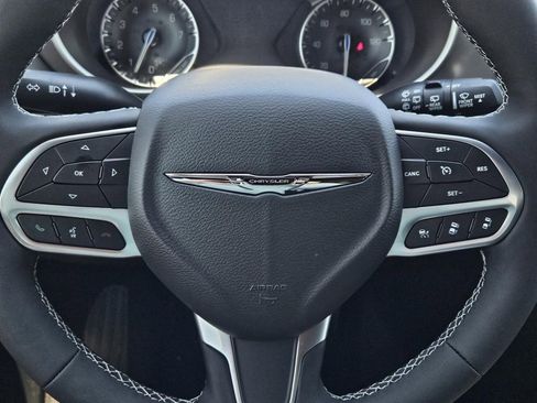 New 2026 Chrysler Voyager LX image 22