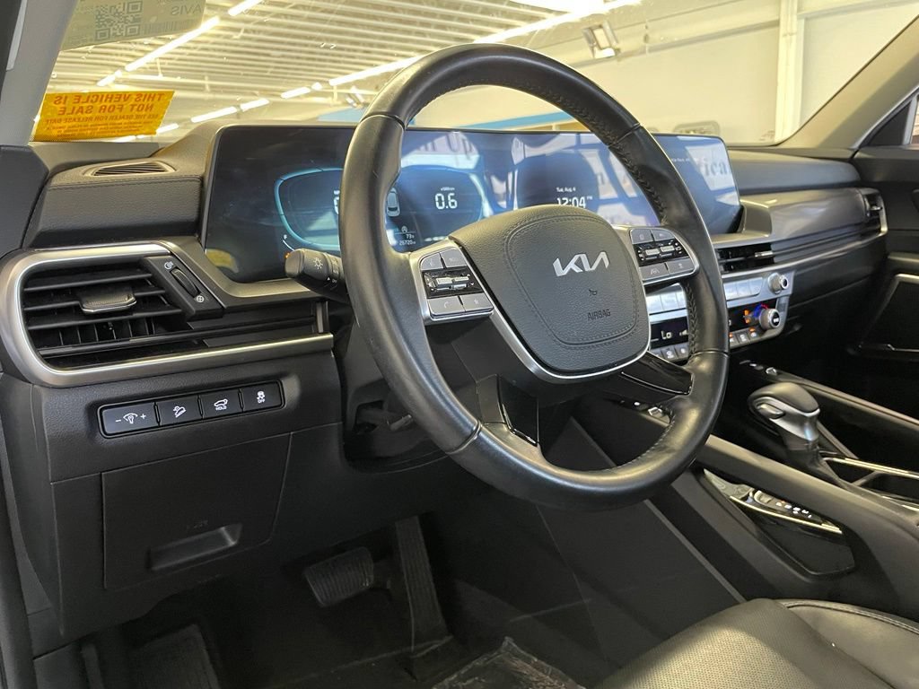 Used 2025 Kia Telluride S AWD/4WD image 10
