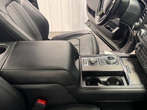 Used 2021 Ford Expedition Limited AWD/4WD image 26