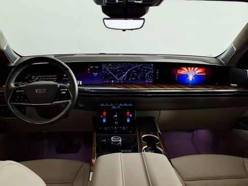 Certified 2025 Cadillac Escalade Sport Platinum AWD/4WD image 15