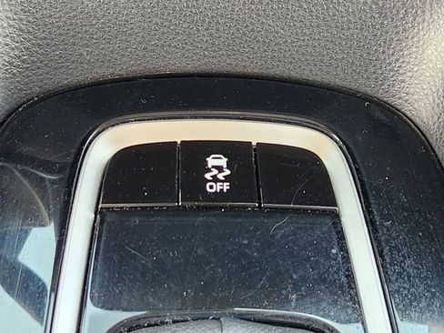 Used 2024 Toyota Corolla LE image 15