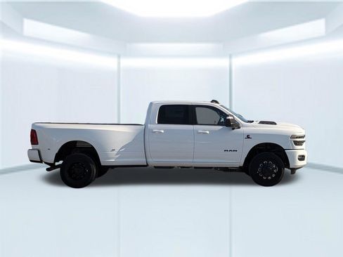New 2026 RAM 3500 Laramie w/ Night Edition AWD/4WD image 8