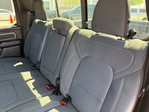 Used 2022 RAM 1500 Big Horn AWD/4WD image 17