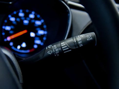 Used 2023 Chevrolet TrailBlazer LT w/ Convenience Package image 23