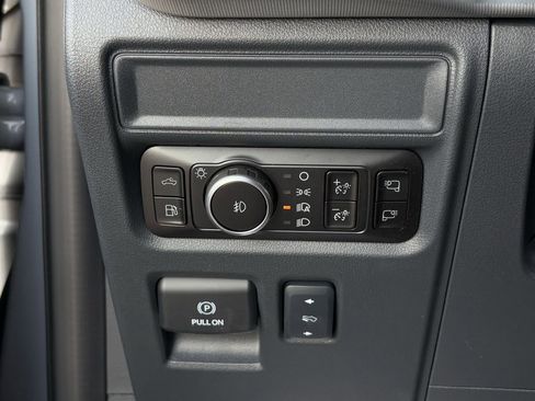 New 2025 Ford F150 Lariat w/ Equipment Group 502A High image 55