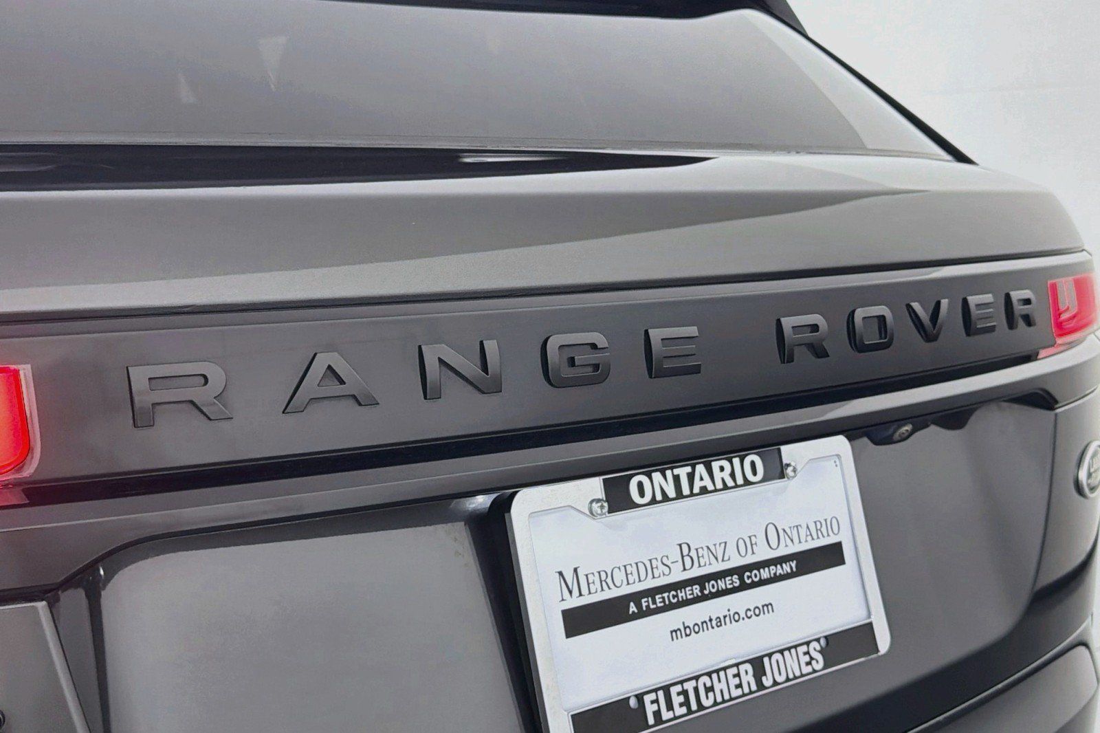 Used 2021 Land Rover Range Rover Velar R-Dynamic S AWD/4WD image 9